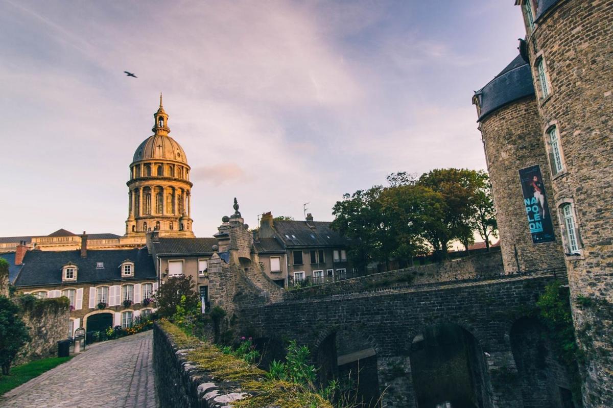 L'Amazonia : Face A La Basilique Parking Gratuit Apartment Boulogne-sur-Mer Bagian luar foto